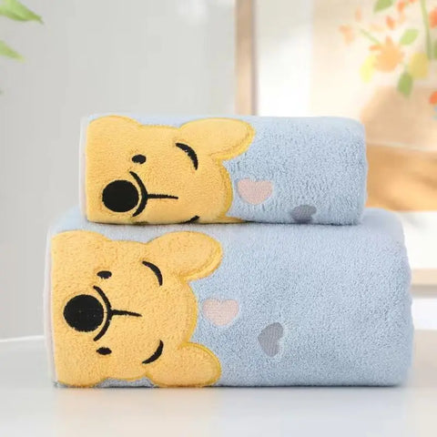 Winnie Embroidered Coral Velvet Bath Towel