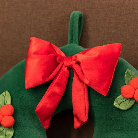 Christmas Gingerbread Plush Pillow – Festive Stuffed Cookie & Cabin Plushie
